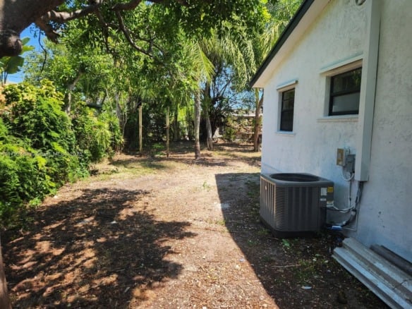 9340 Martinique Dr, Cutler Bay FL 33189 — #A11792484