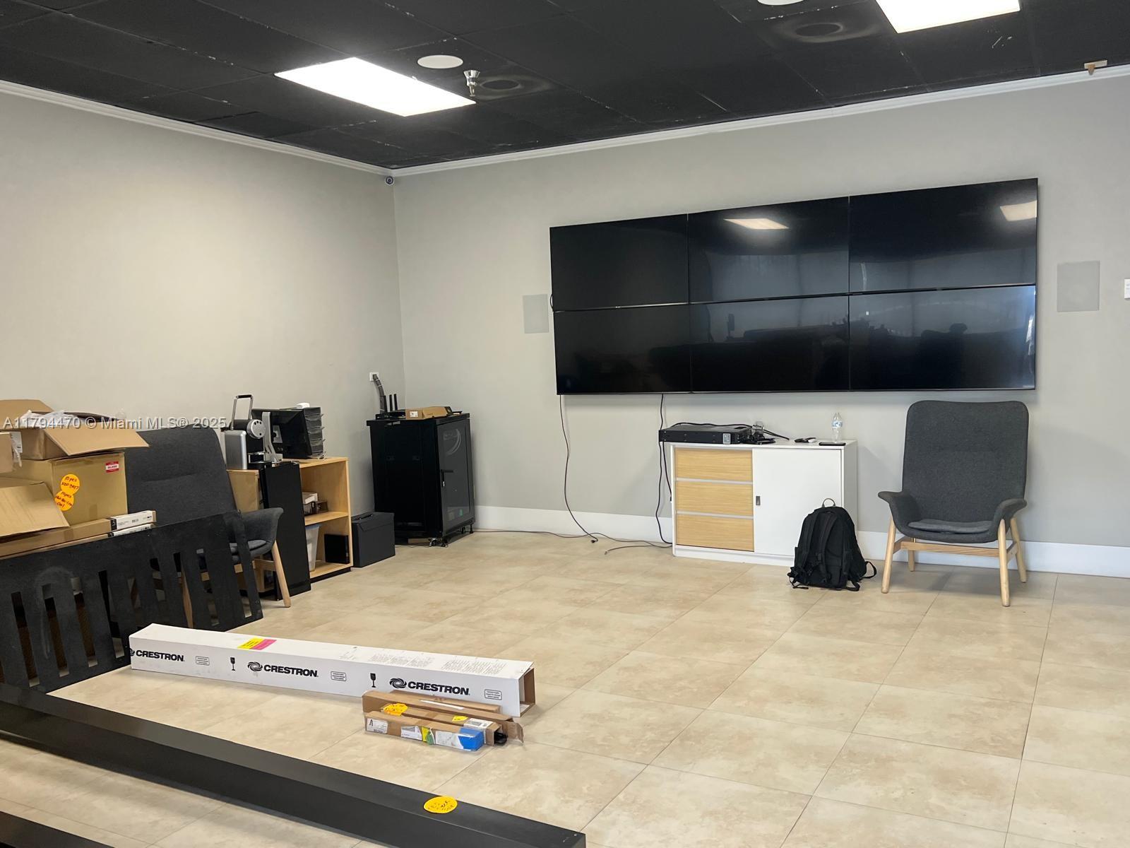 6dd28e9b-5052 2330 NW 102nd Pl, Doral FL 33172 — #A11794470