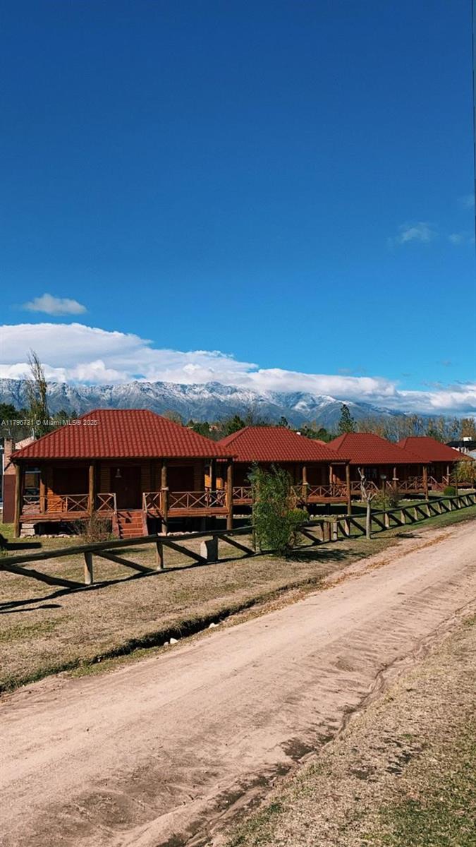 205 LOS JILGUEROS, Nono, CORDOBA, ARGENTINA, VT 05887 — #A11796731