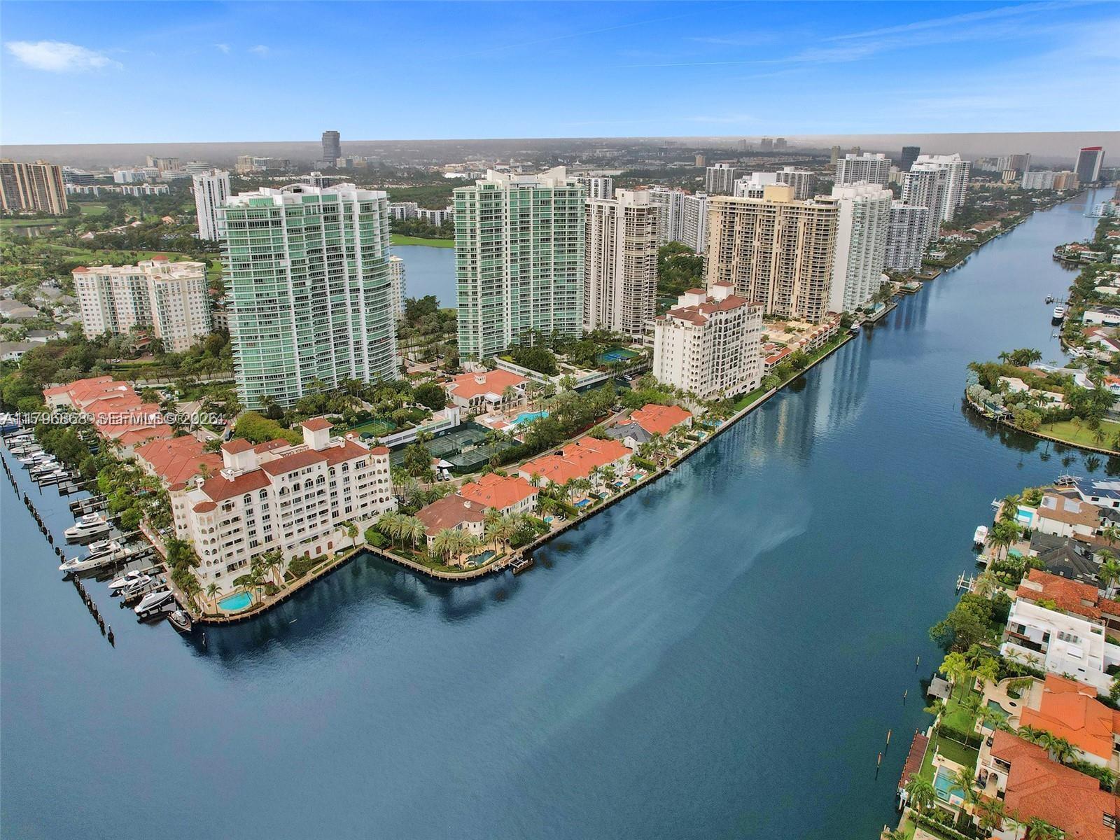 default 20165 NE 39 PL # 403, Aventura FL 33180 — #A11796868