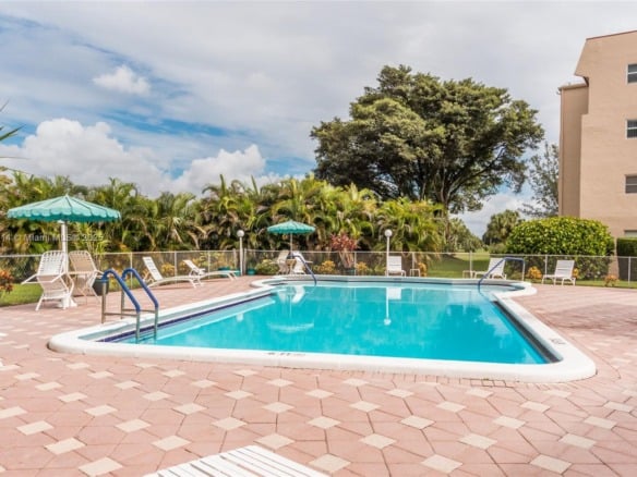 1005 Country Club Dr # 307, Margate FL 33063 — #A11796914