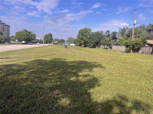 400 Pompano Park Pl, Pompano Beach FL 33060 — #A11798334