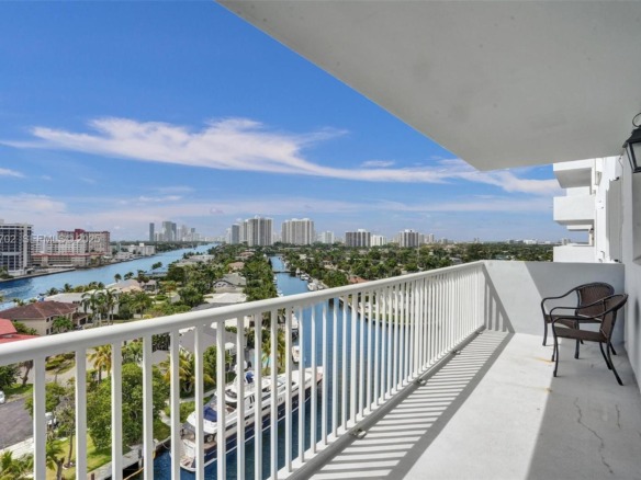 137 Golden Isles Dr # 1105, Hallandale Beach FL 33009 — #A11798702