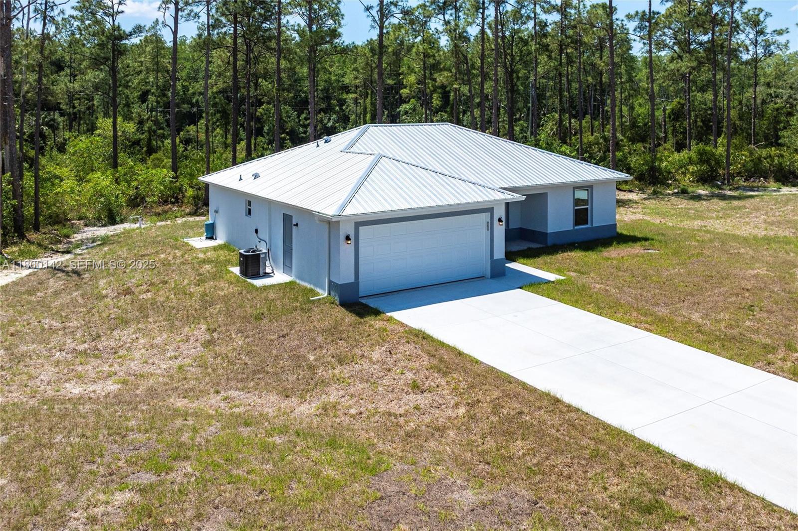6dd28e9b-5178 2004 Rosa Ct, Lehigh Acres FL 33972 — #A11800142