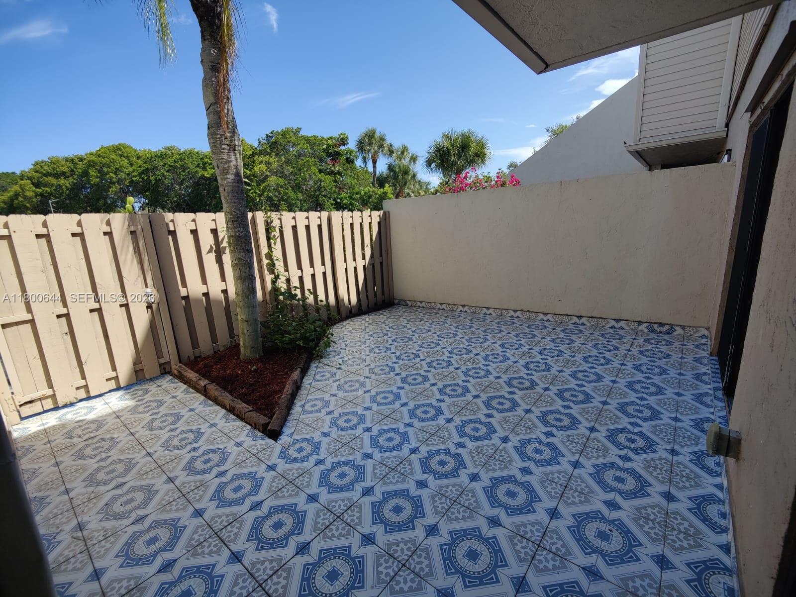 6dd28e9b-5187 616 Executive Center Dr # 107, West Palm Beach FL 33401 — #A11800644