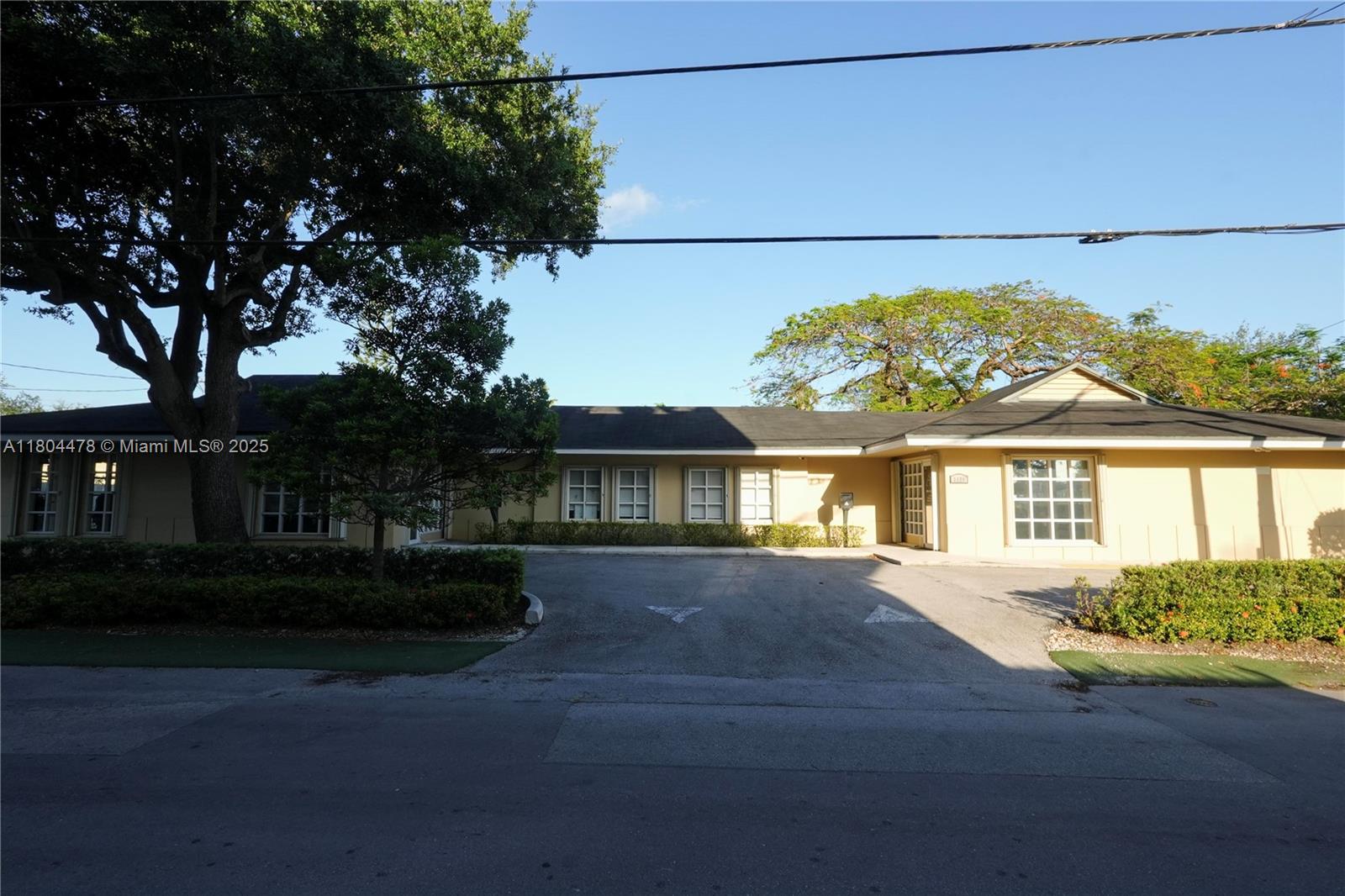 6dd28e9b-5267 8125 SW 120th St, Pinecrest FL 33156 — #A11804478