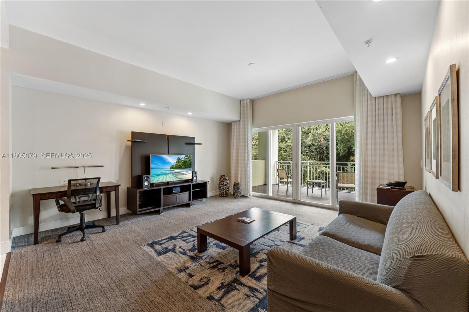 6dd28e9b-5282 5300 NW 87th Ave # 1513, Doral FL 33178 — #A11805079