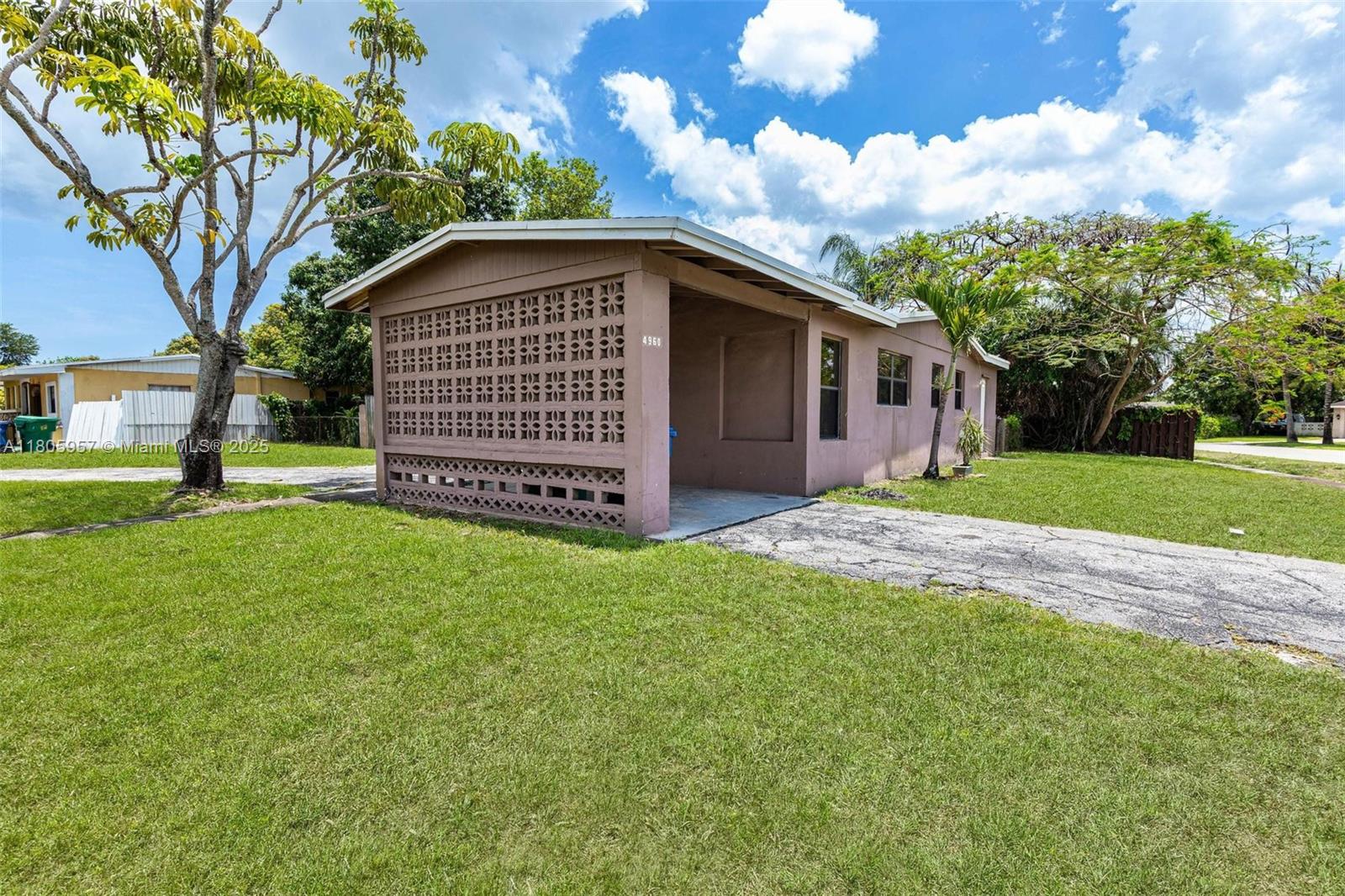 4960 NW 11th Ct, Lauderhill FL 33313 — #A11805957