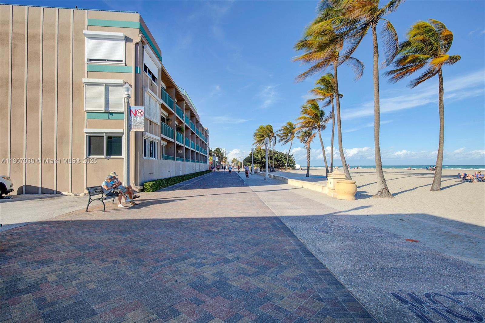 6dd28e9b-5321 Listing #A11807030