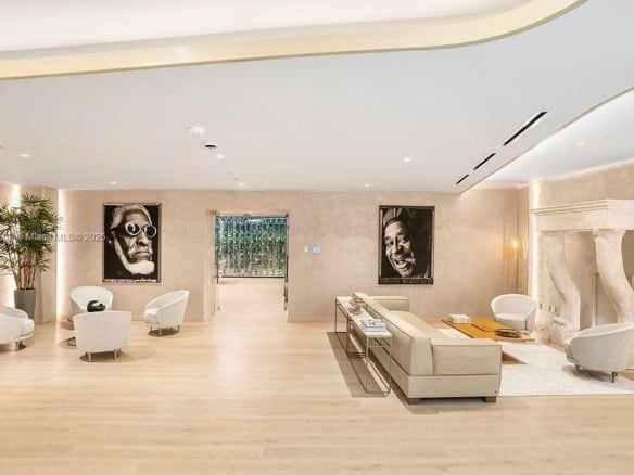 1000 Brickell Plz # 2705, Miami FL 33131 — #A11807198