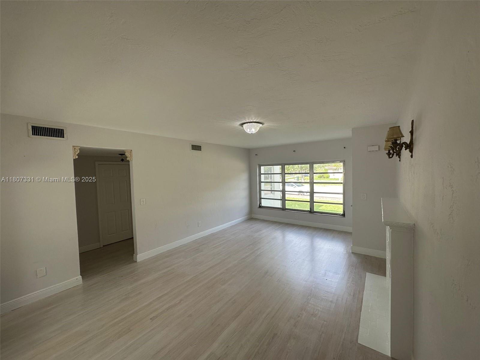 6dd28e9b-5331 3621 Ponce De Leon Blvd, Coral Gables FL 33134 — #A11807331