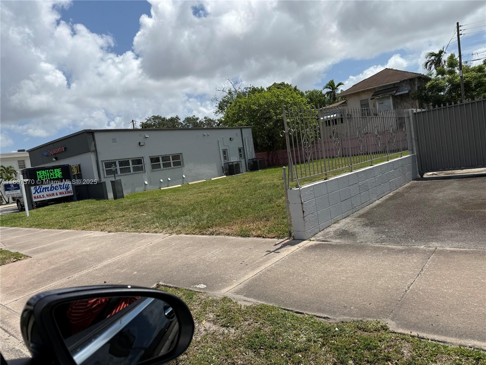 6dd28e9b-5333 1959 SW 27th Ave, Miami FL 33145 — #A11807370