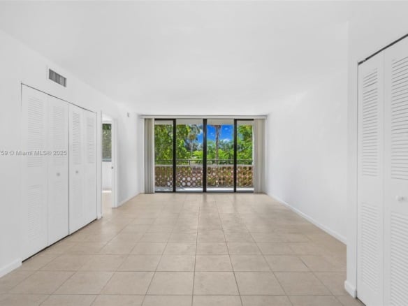 4222 Inverrary Blvd # 4211, Lauderhill FL 33319 — #A11807759