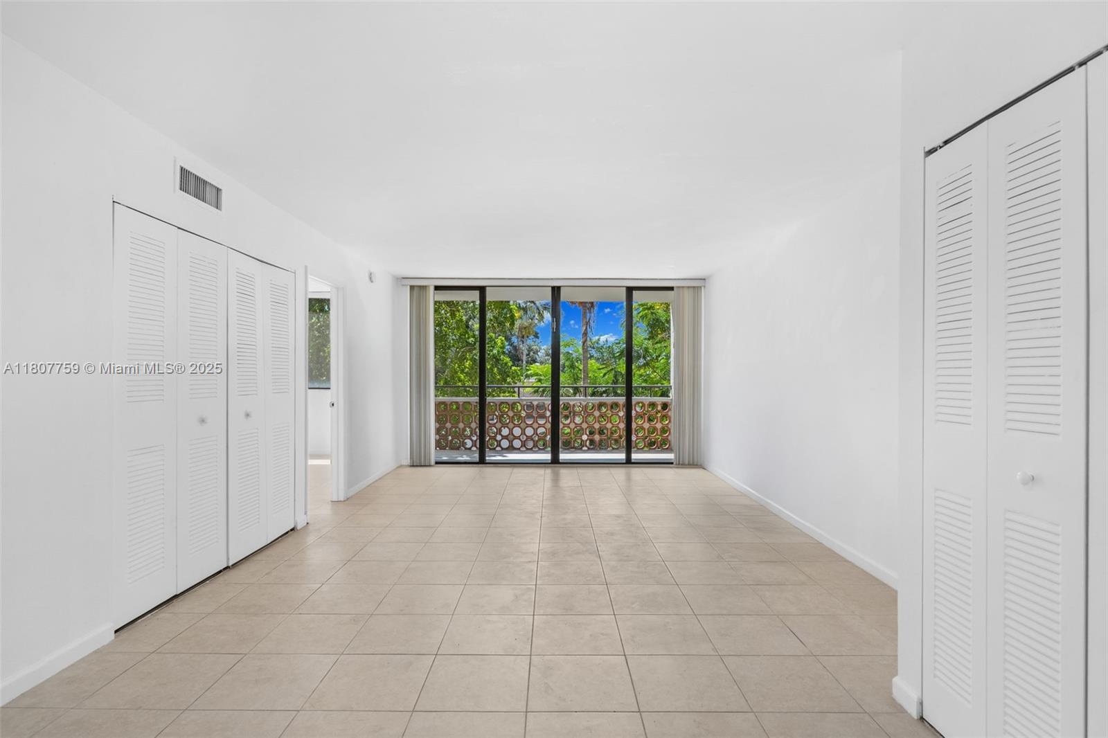 6dd28e9b-5345 4222 Inverrary Blvd # 4211, Lauderhill FL 33319 — #A11807759