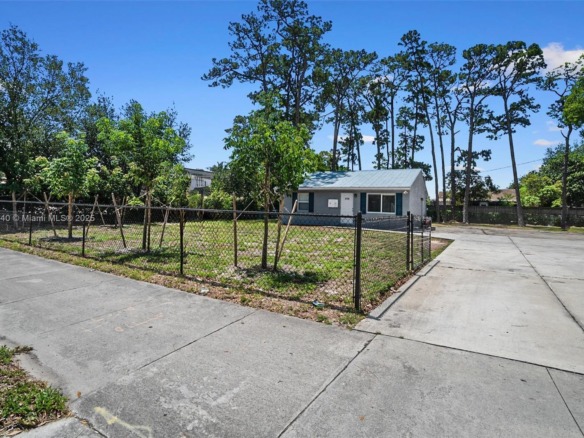 4736 Lake Worth Rd, Green Acres FL 33463 — #A11807840