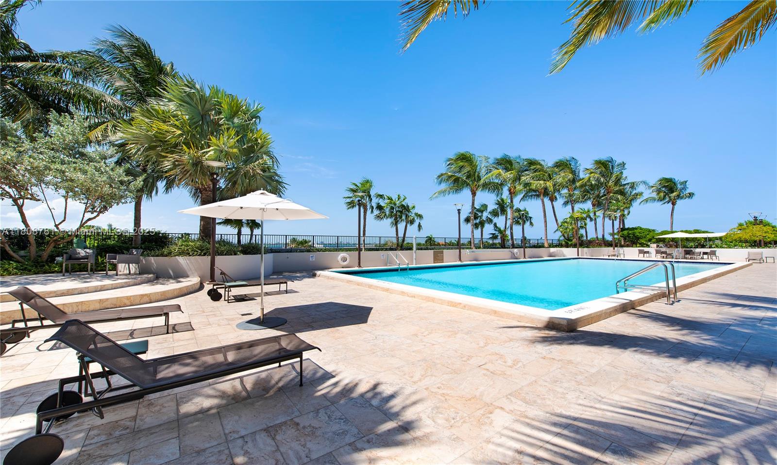 6dd28e9b-5377 1000 Venetian Way # 114, Miami FL 33139 — #A11808781