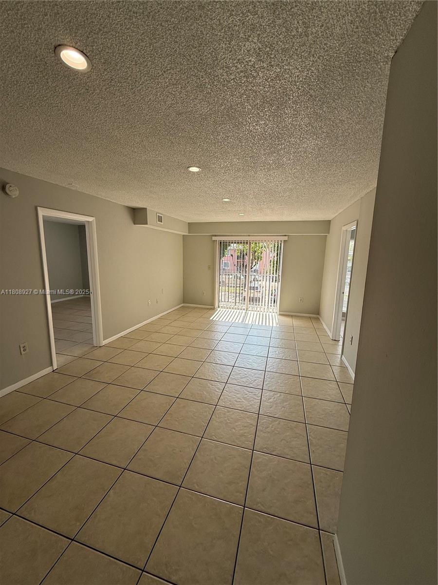 6dd28e9b-5380 4705 NW 7th St # 7, Miami FL 33126 — #A11808927