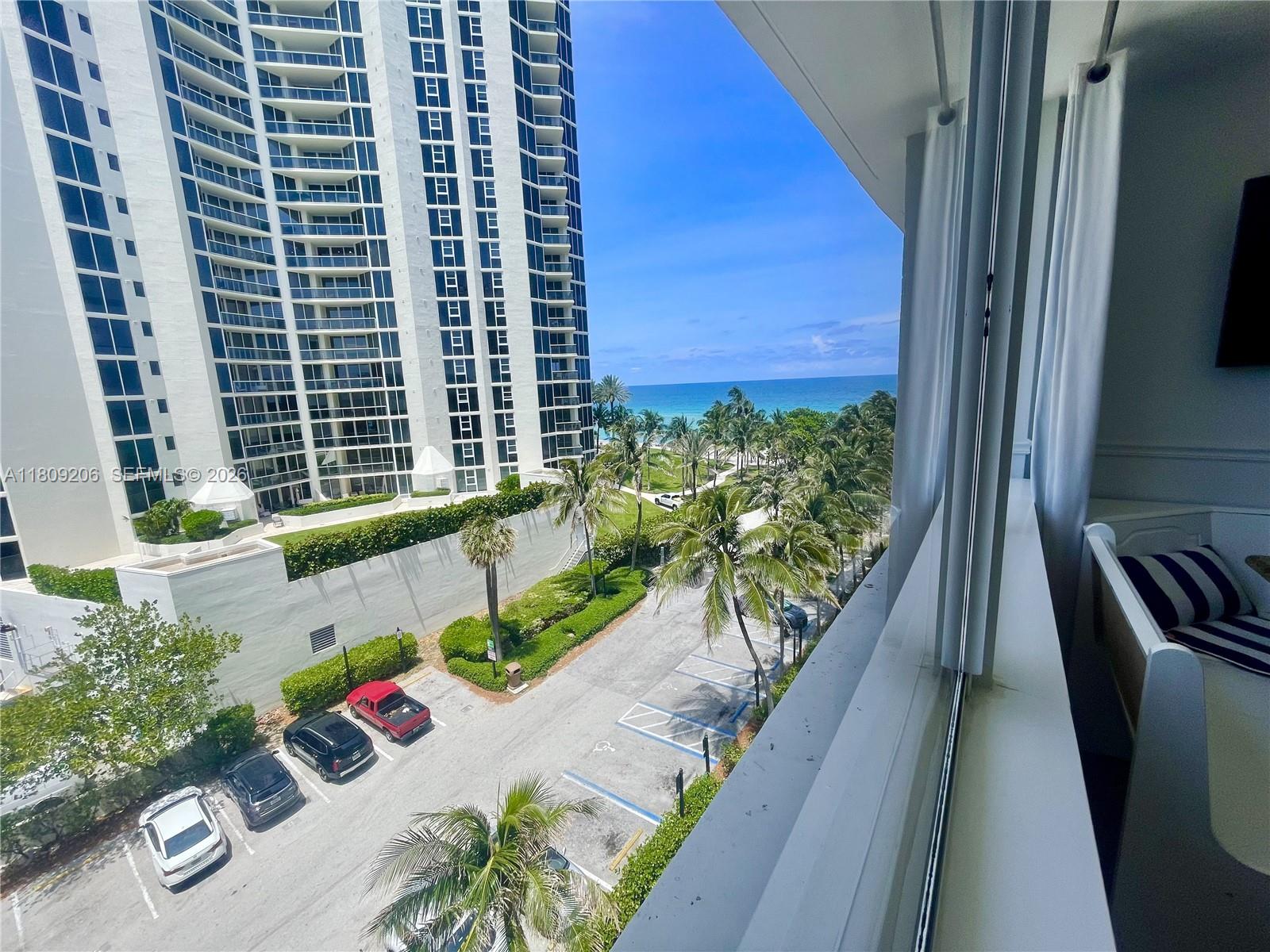 6dd28e9b-5384 19201 Collins Ave # 427, Sunny Isles Beach FL 33160 — #A11809206