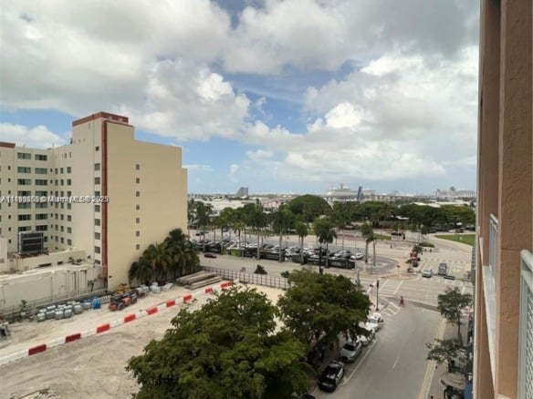 244 Biscayne Blvd # 643, Miami FL 33132 — #A11810653