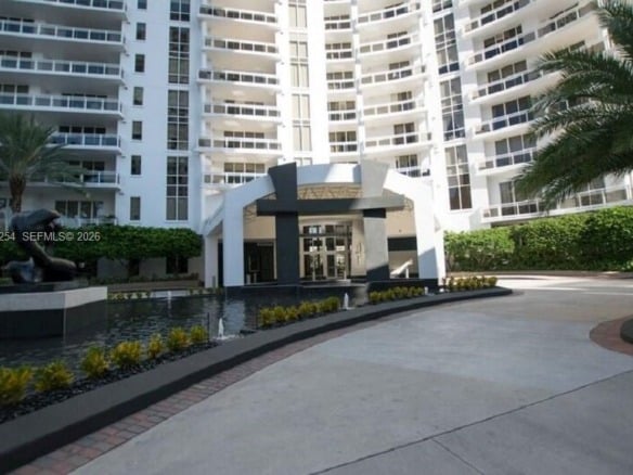 901 Brickell Key Blvd # 2701, Miami FL 33131 — #A11811254