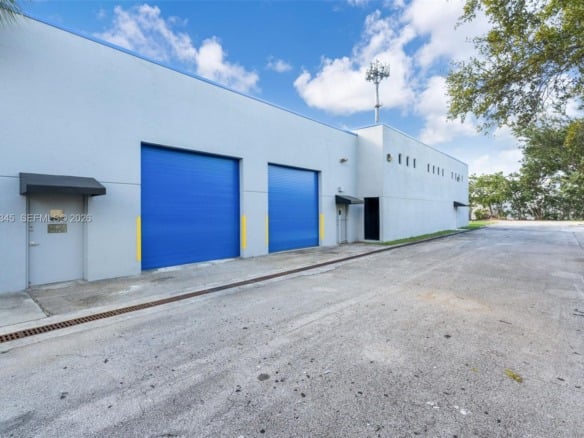 3541 NW 53rd St, Fort Lauderdale FL 33309 — #A11811345