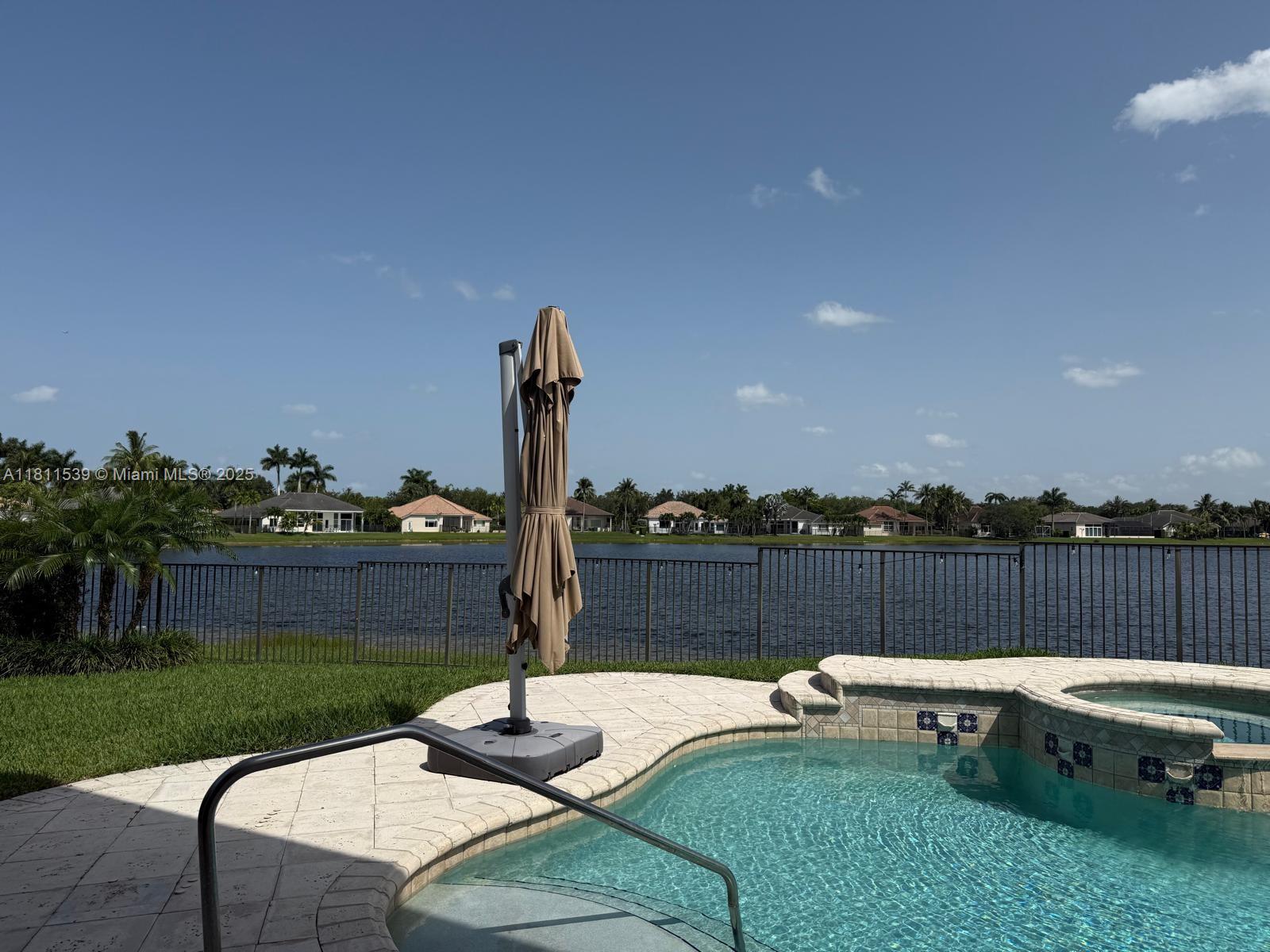 6dd28e9b-5447 1418 Lantana Dr, Weston FL 33326 — #A11811539