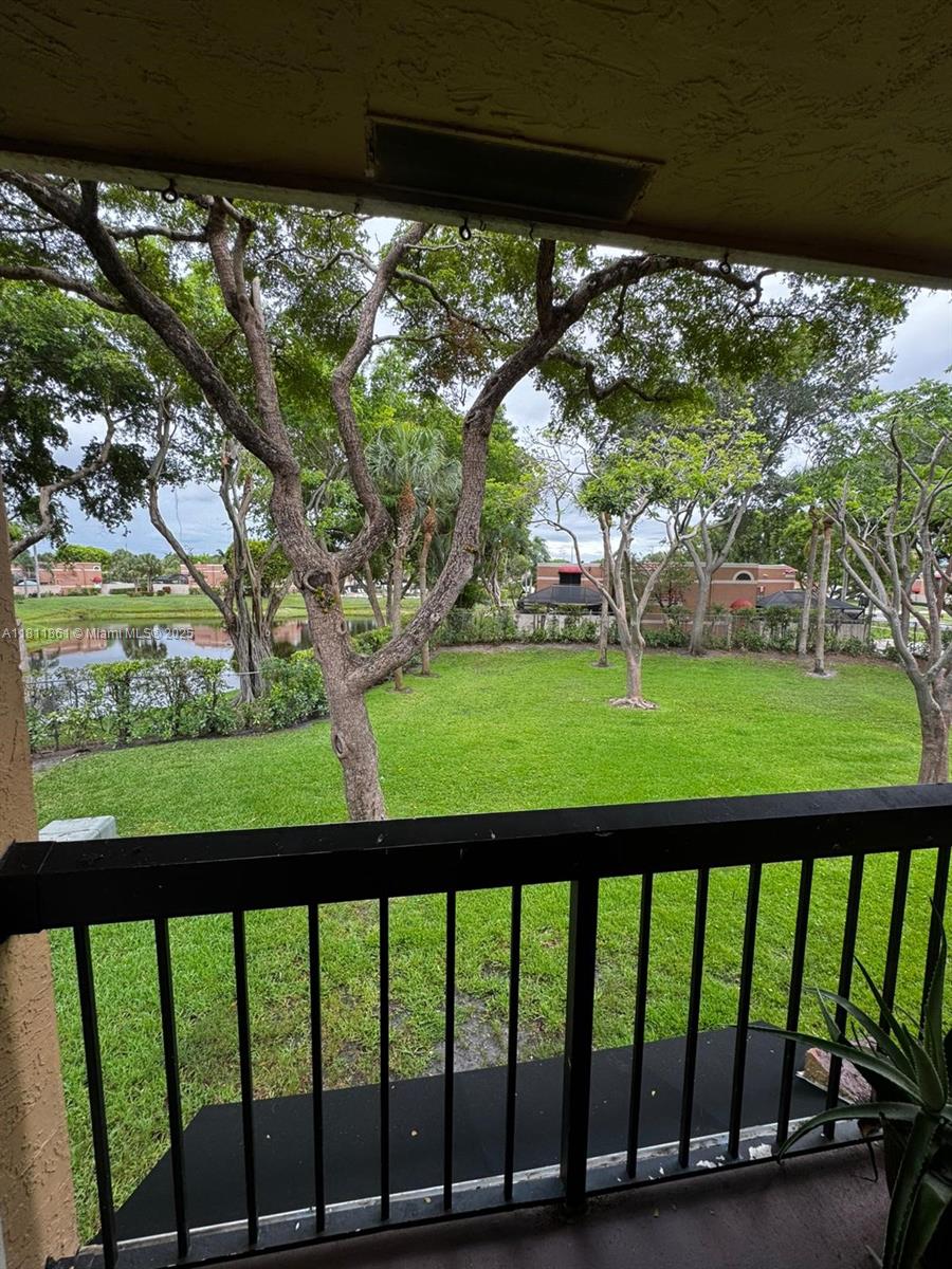 6dd28e9b-5458 6023 10th Ave N # 215, Green Acres FL 33463 — #A11811861