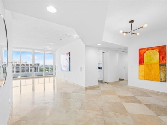 21055 Yacht Club Dr # 2104, Aventura FL 33180 — #A11812777