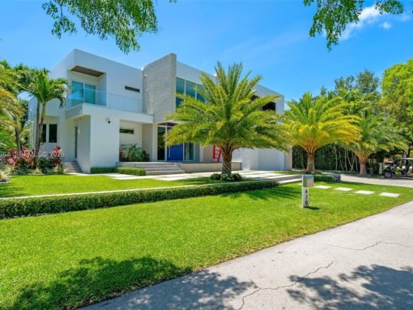 420 Island Dr, Key Biscayne FL 33149 — #A11812864