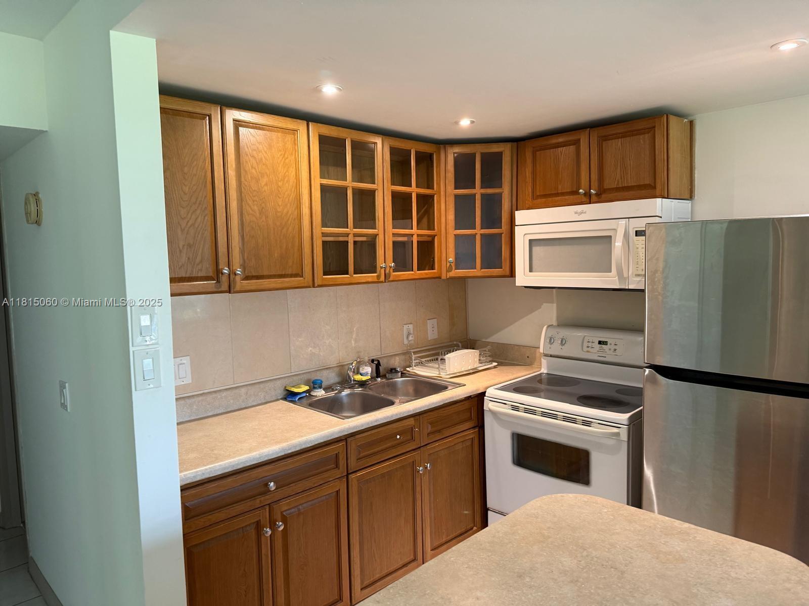 6dd28e9b-5516 217 Suffolk F # 217, Boca Raton FL 33434 — #A11815060