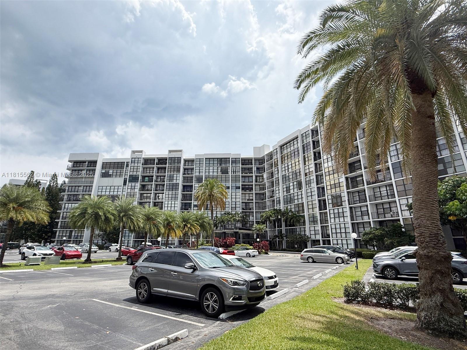 800 Parkview Dr # 820, Hallandale Beach FL 33009 — #A11815562