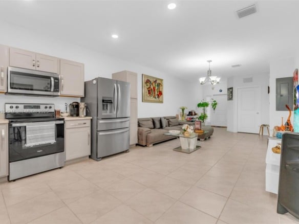 504 NE 1st Dr, Florida City FL 33034 — #A11816916