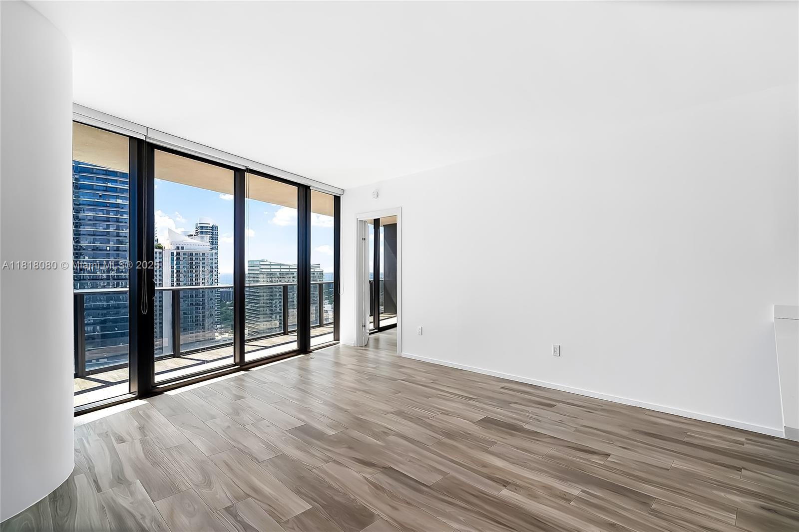 6dd28e9b-5578 801 S Miami Ave # 3704, Miami FL 33130 — #A11818080
