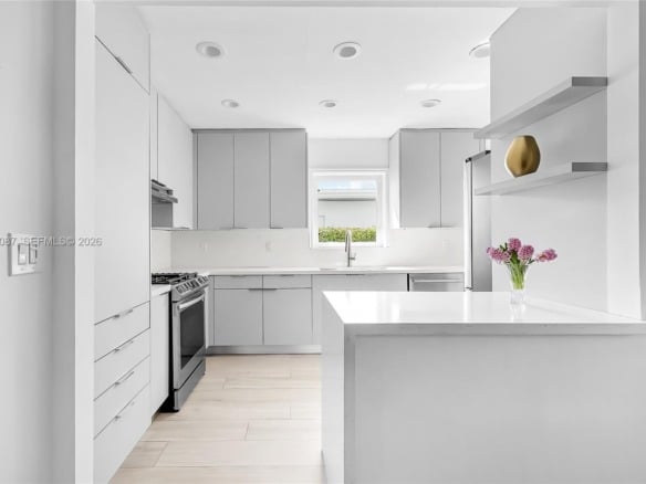719 W 51st St, Miami Beach FL 33140 — #A11818087