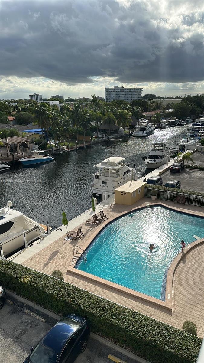 6dd28e9b-5590 2000 NE 135th St # 509, North Miami FL 33181 — #A11818604