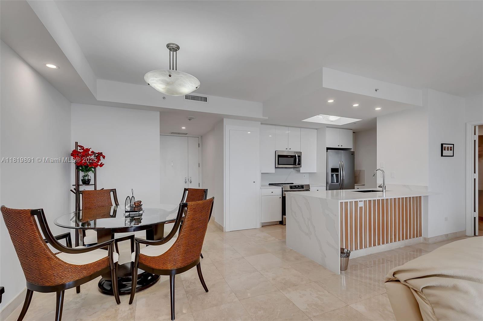 848 Brickell Key Dr # 1803, Miami FL 33131 — #A11819891