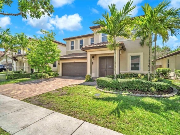 2190 SE 2nd St, Homestead FL 33033 — #A11820100