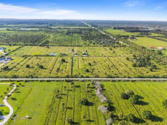 21st ST SW & 58th Ave, Vero Beach FL 32968 — #A11821683
