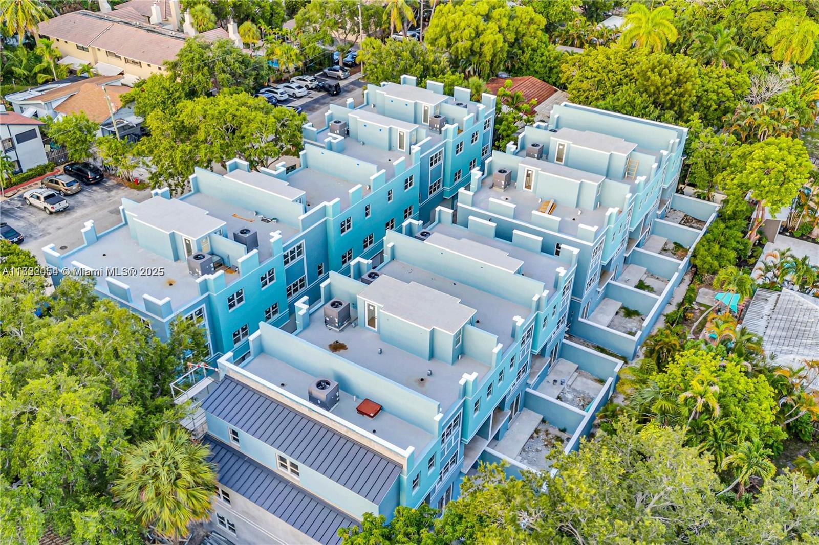 6dd28e9b-5679 824 SE 12th Ct, Fort Lauderdale FL 33316 — #A11822054