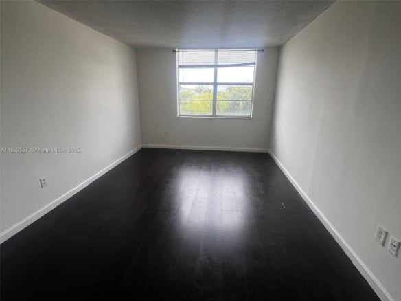 498 NW 165th St Rd # D303, Miami FL 33169 — #A11822157