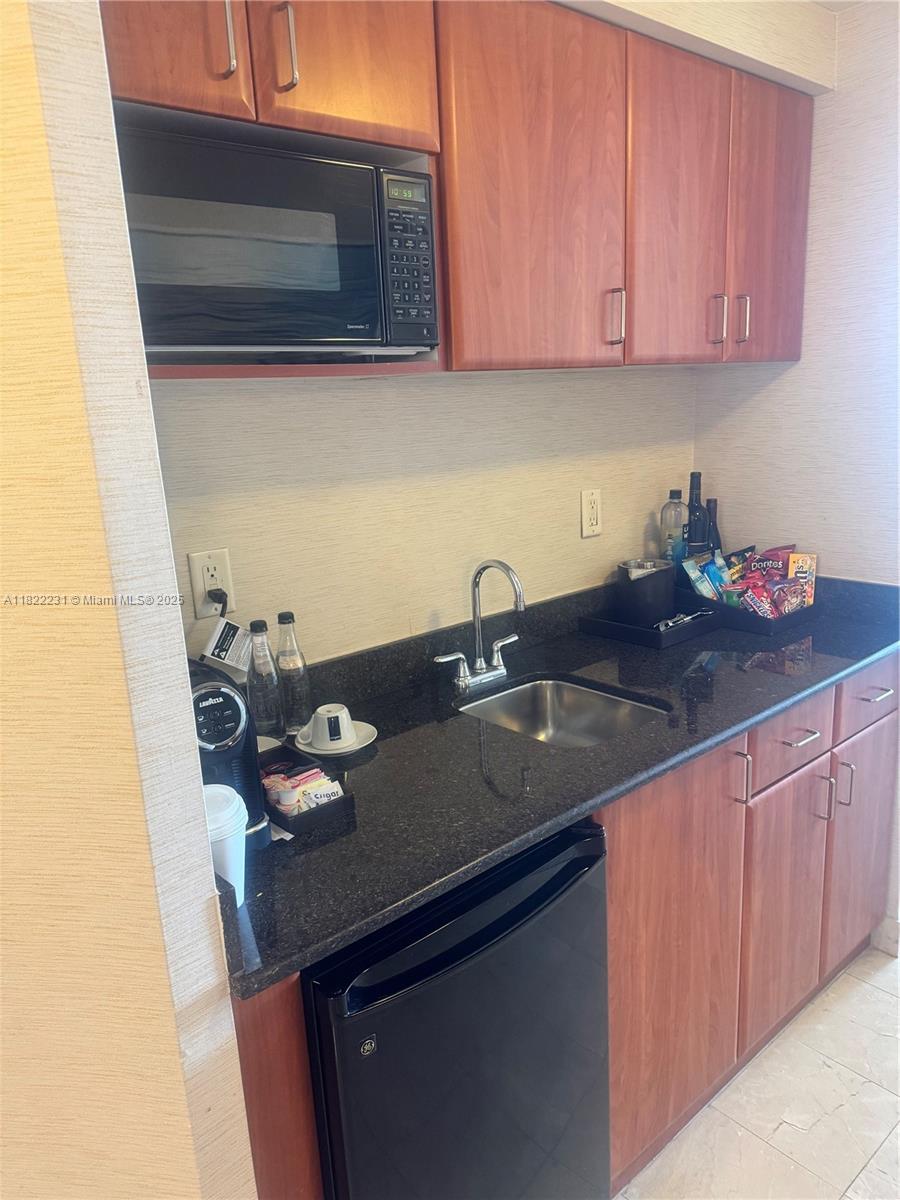 6dd28e9b-5685 18001 Collins Ave # 918, Sunny Isles Beach FL 33160 — #A11822231