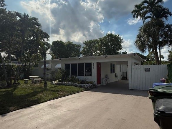 205 SW 21st Way, Fort Lauderdale FL 33312 — #A11822275