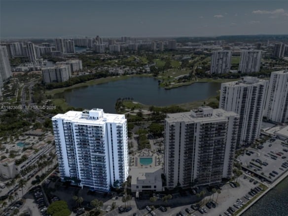 3731 N Country Club Dr # 2023, Aventura FL 33180 — #A11823666