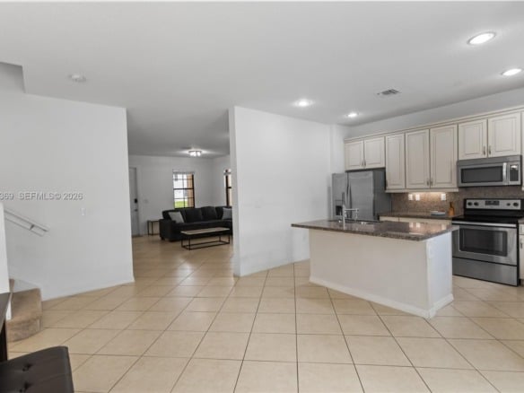 878 NE 191st St, Miami FL 33179 — #A11827369