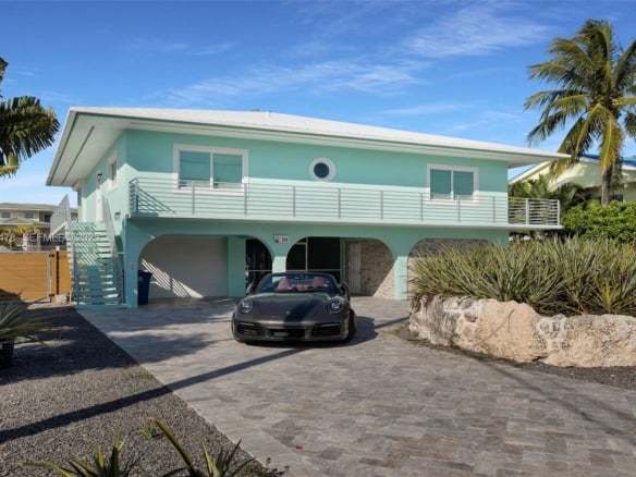 232 W Seaview Dr, Duck FL 33050 — #A11827478
