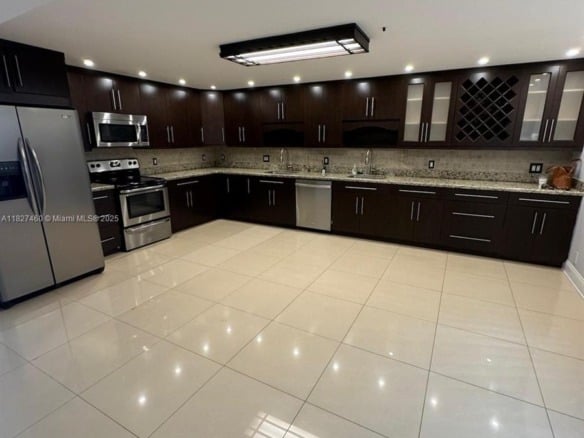 20401 NE 30th Ave # 8, Aventura FL 33180 — #A11827460