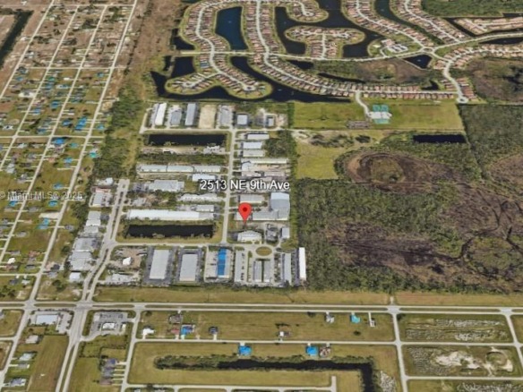 2513 NE 9th Ave, Cape Coral FL 33909 — #A11828838