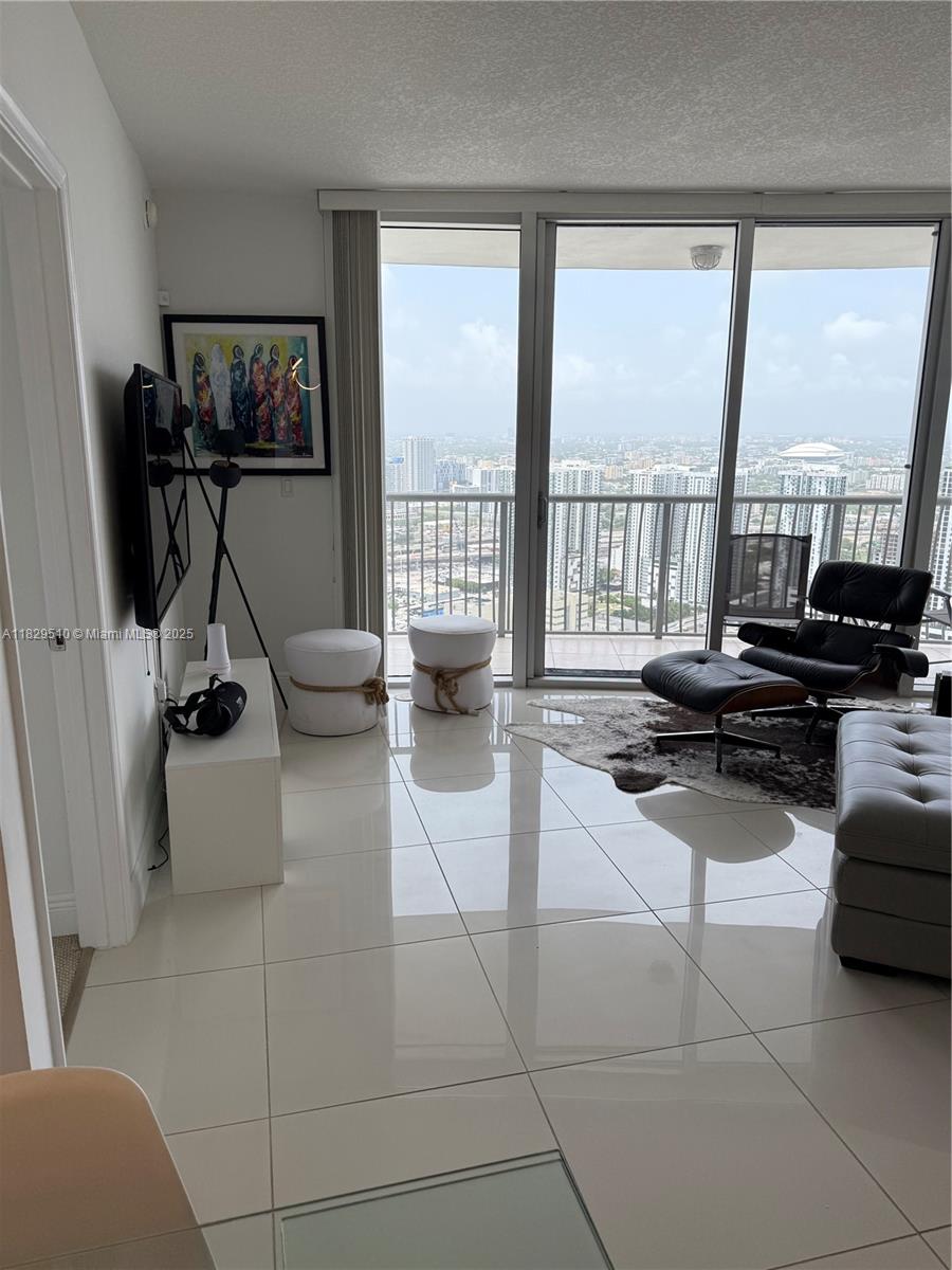 1750 N Bayshore Dr # 5114, Miami FL 33132 — #A11829510