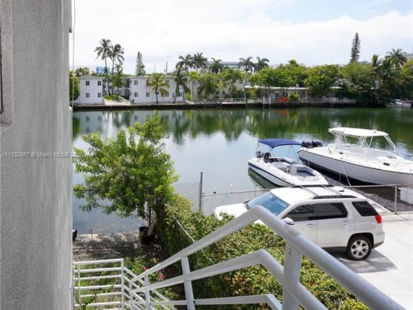 8321 Crespi Blvd, Miami Beach FL 33141 — #A11832667