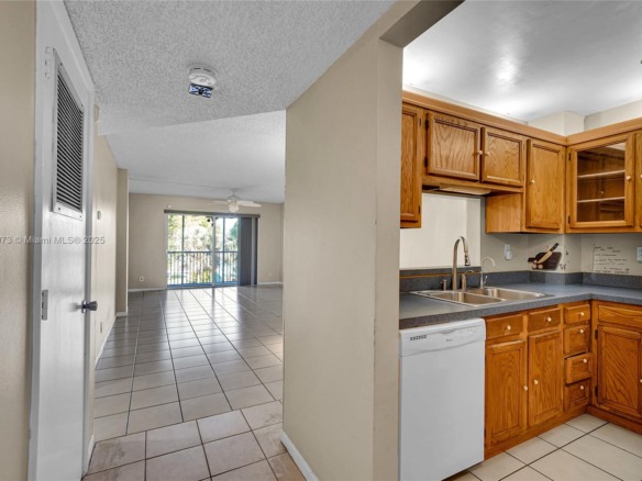 1100 NW 87th Ave # 306, Coral Springs FL 33071 — #A11834073